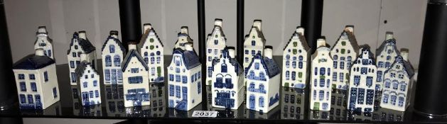 19 Delft/KLM hand painted Dutch houses - 4 have chips, 3 have hairline cracks, 1 has contents all