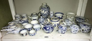 18 pieces of blue & white including teapots etc. 1 or 2 teapots A/F. Collect only.