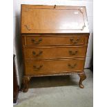 A good burr walnut bureau with fitted interior, in good condition.