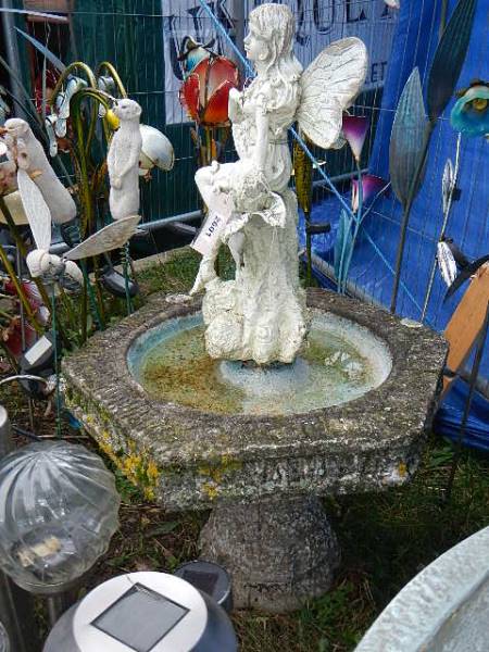 A fairy statue on a bird bath (one wing missing) 87 cm tall. Collect only. - Image 2 of 3