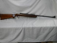 BSA Airsporter 0.177 cal. U/L walnut stock, serial EE4987. COLLECT ONLY