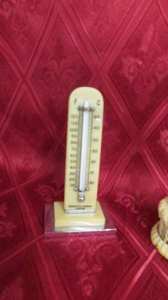Three antique ivory thermometers. Available for UK shipping only. - Image 3 of 4