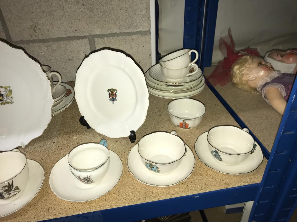 2 shelves of crested china plates, cups and saucers - Image 5 of 5