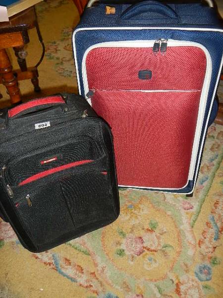 Two good suitcases. (Collect only). - Image 2 of 2