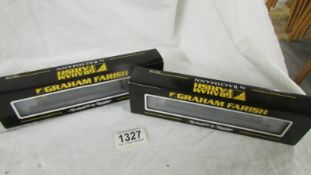 Two Graham Farish: 371-825, 371-826, class 47 N gauge locomotives.