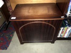 A dark wood stained storage box (50cm x 35cm x 45cm high) (COLLECT ONLY)