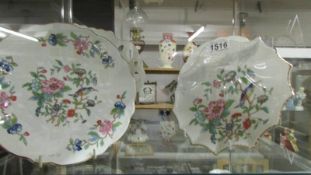Two Aynsley Pembroke pattern plates and two dishes.