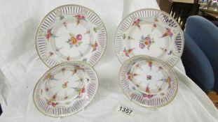 Two Schumann Bavaria ribbon plates and two dishes.