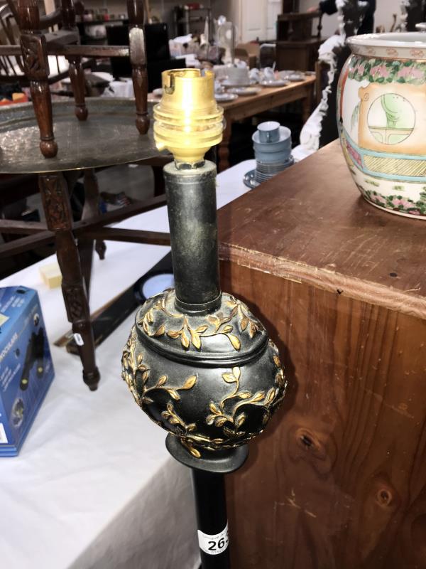 An ornate floor standing standard lamp (no shade) (COLLECT ONLY) - Image 3 of 3