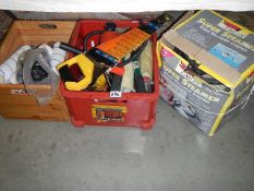 A mixed lot of decorating equipment and a super steamer.