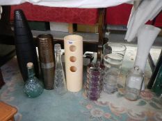 A mixed lot of vases in various sizes,