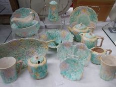 A good lot of matching pottery.