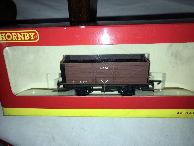 4 Hornby 00 gauge boxed carriages & 3 boxed rolling stock - Image 2 of 8