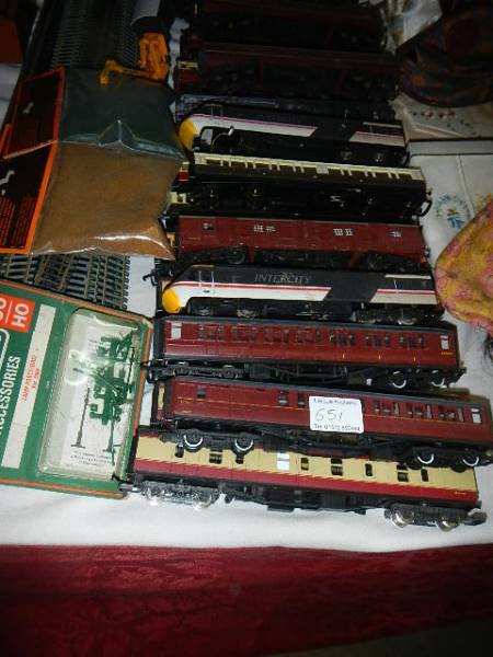 A quantity of railway coaches. - Image 3 of 3
