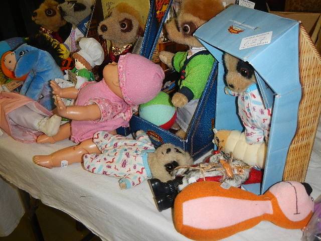 A mixed lot of soft toys including Meercats. - Image 2 of 3