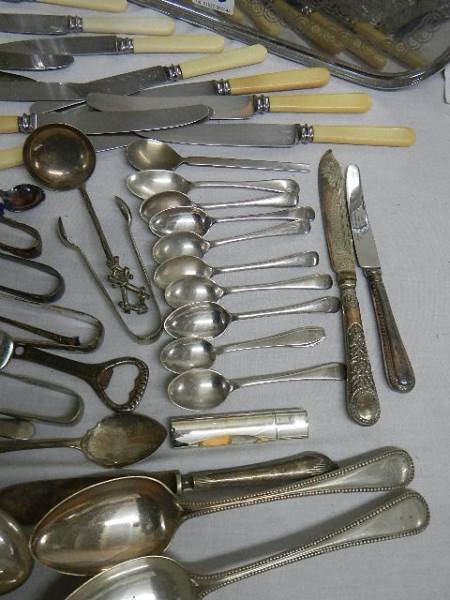 A mixed lot of cutlery and a tray. - Image 2 of 6