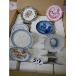 A set of 17 miniature plates including Coalport, Royal Doulton, Copenhagen, Lladro etc.,