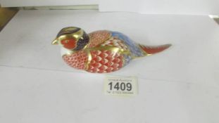 A Royal Crown Robin paperweight, no stopper.