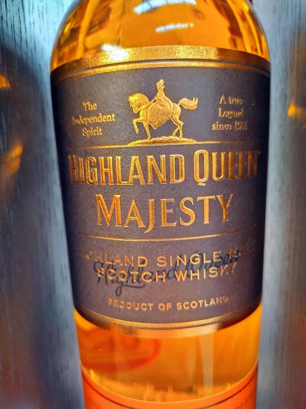 A sealed bottle of Highland Queen Majesty 21 year old Scotch whisky - Image 7 of 10
