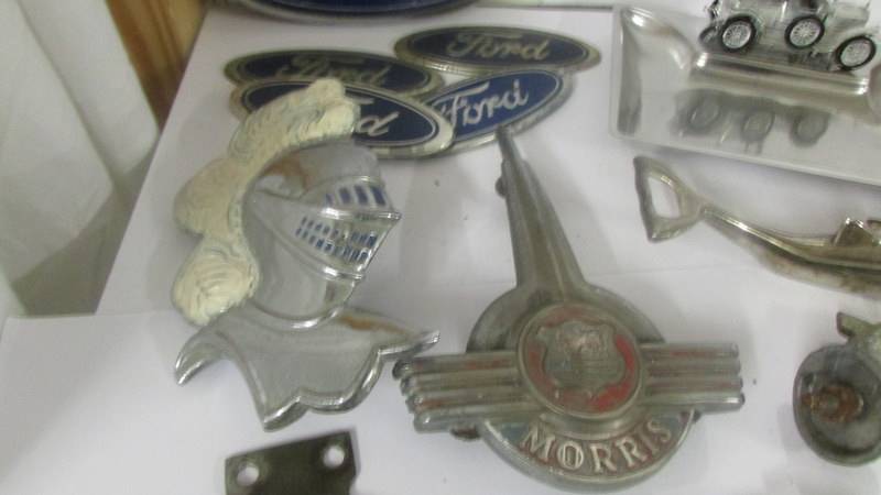 A mixed lot of car badges including Morris Minor bonnet mascot etc., - Image 4 of 6