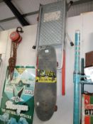 A Beldray Jobezer aluminium platform & a 70's vintage skateboard COLLECT ONLY