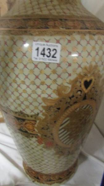 An oriental hand decorated vase, 61 cm tall. COLLECT ONLY. - Image 2 of 2