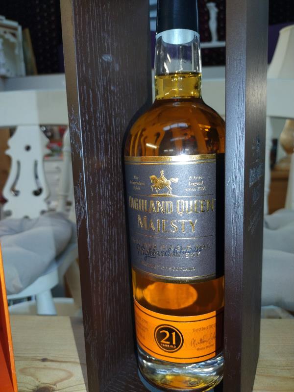 A sealed bottle of Highland Queen Majesty 21 year old Scotch whisky - Image 2 of 10
