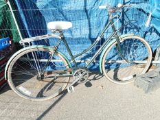 A Harrier ladies bicycle in good condition with alloy rear rack, COLLECT ONLY