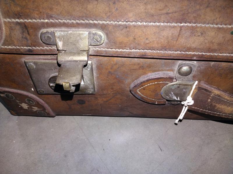 A large early leather suitcase (missing brass plaque on lid) - Image 3 of 10