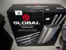 A boxed Global 30th anniversary 1985-201 knife block with 7 knives (new)