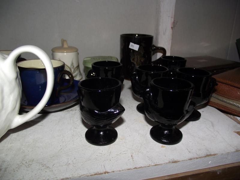 Quantity of pottery including Sylvac tea caddy etc plus set of 6 black glass egg cups - Image 3 of 4