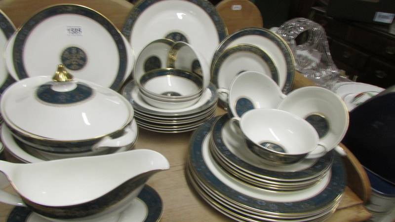 A large quantity of Royal Doulton Carlyle pattern dinner ware, COLLECT ONLY. - Image 2 of 5