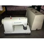 A vintage Singer sewing machine, COLLECT ONLY