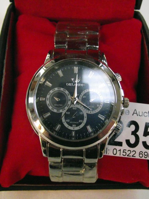 An Orlando gents watch, needs battery - Image 2 of 3