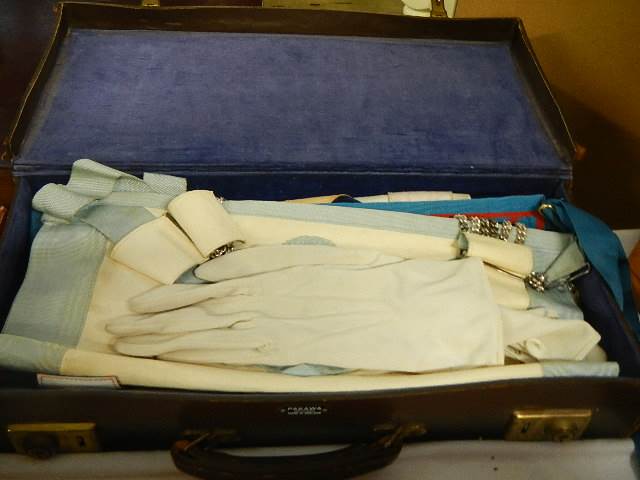 Two cases of Masonic memorabilia - Image 2 of 3