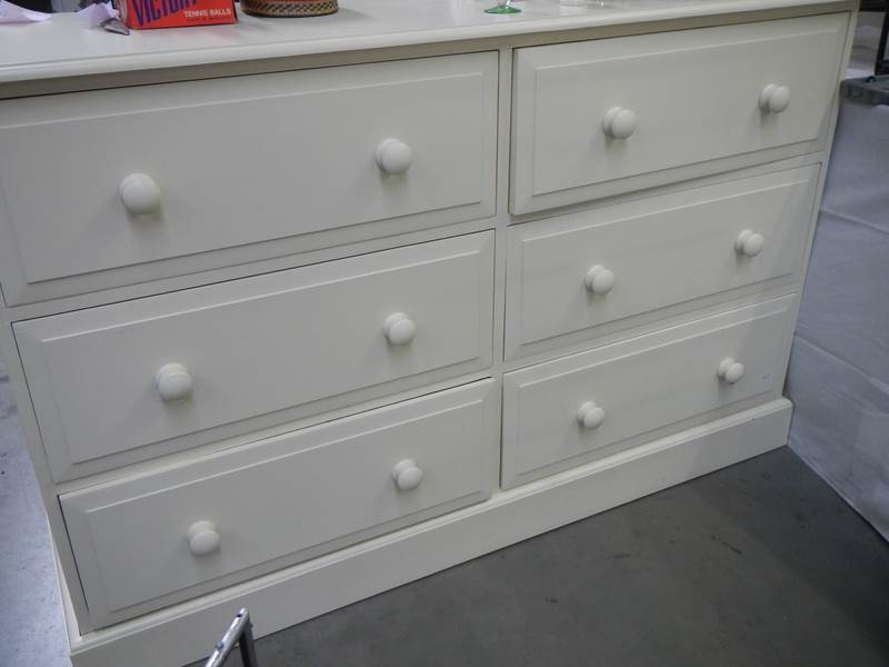 A good quality six drawer painted chest. COLLECT ONLY. - Image 2 of 2