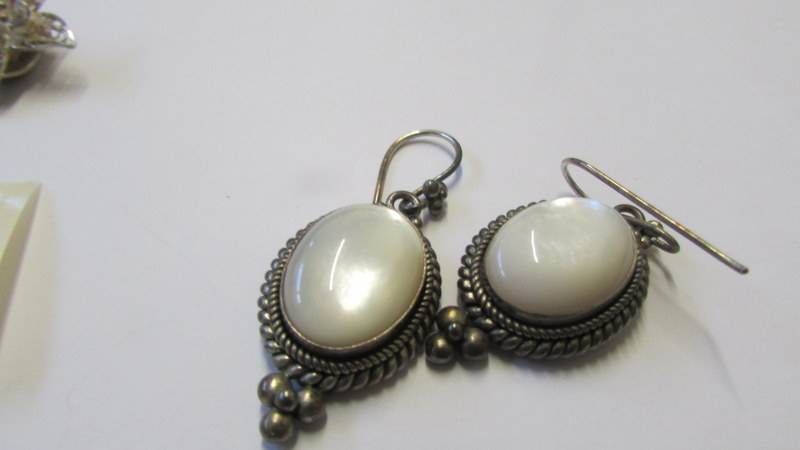 Three good pairs of silver earrings. - Image 4 of 4