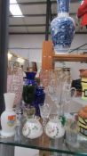 A mixed lot of decorative glass.