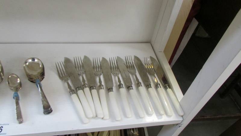 A mixed lot of cutlery including fish knives and forks. - Image 3 of 5