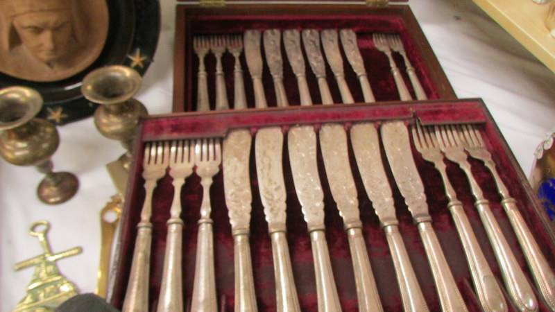 A walnut cased set of 12 fish knives and forks. - Image 2 of 2