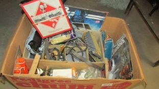 A box of various model parts etc., COLLECT ONLY.