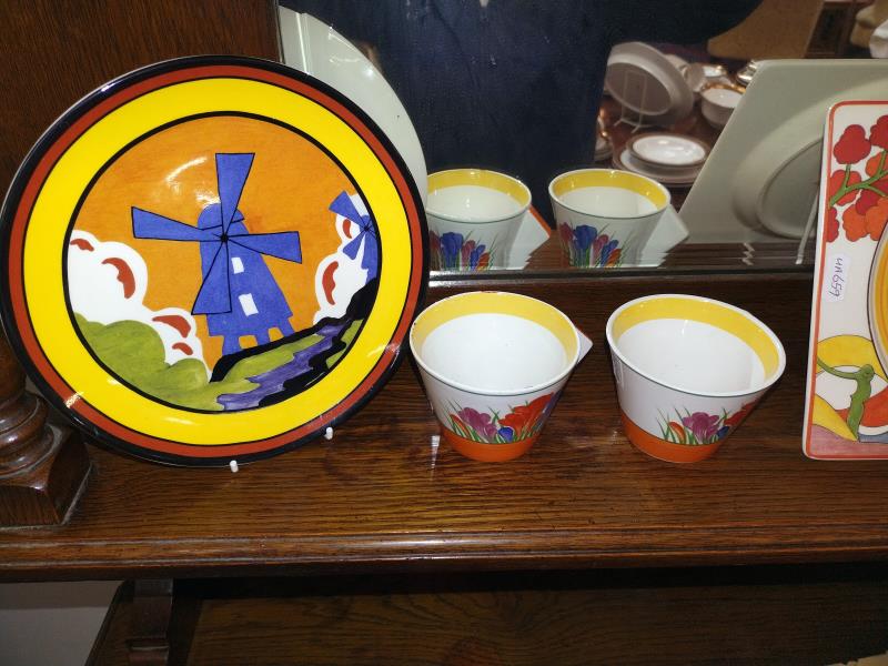 A collection of Clarice Cliff style pottery etc. - Image 2 of 4