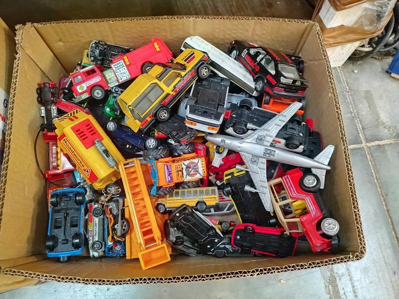 Two boxes of mixed play worn Diecast including Matchbox, Corgi and Majorette. - Image 3 of 3