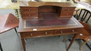 An Edwardian mahogany ladies writing desk, 89 x 50 x 70 cm, COLLECT ONLY,