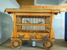 A vintage Gypsy caravan shaped wooden bird cage. 43cm x 28cm x Height 37cm