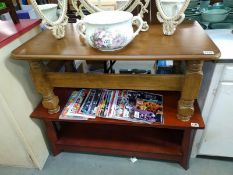 An oak coffee table. 100cm x 54cm x height 44cm, COLLECT ONLY.