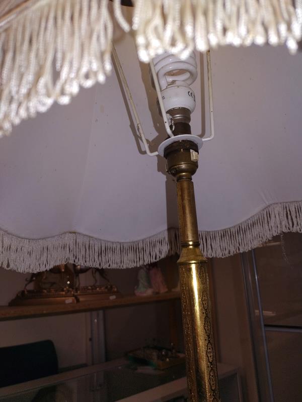 A standard lamp with shade. A/F. COLLECT ONLY. - Image 3 of 4