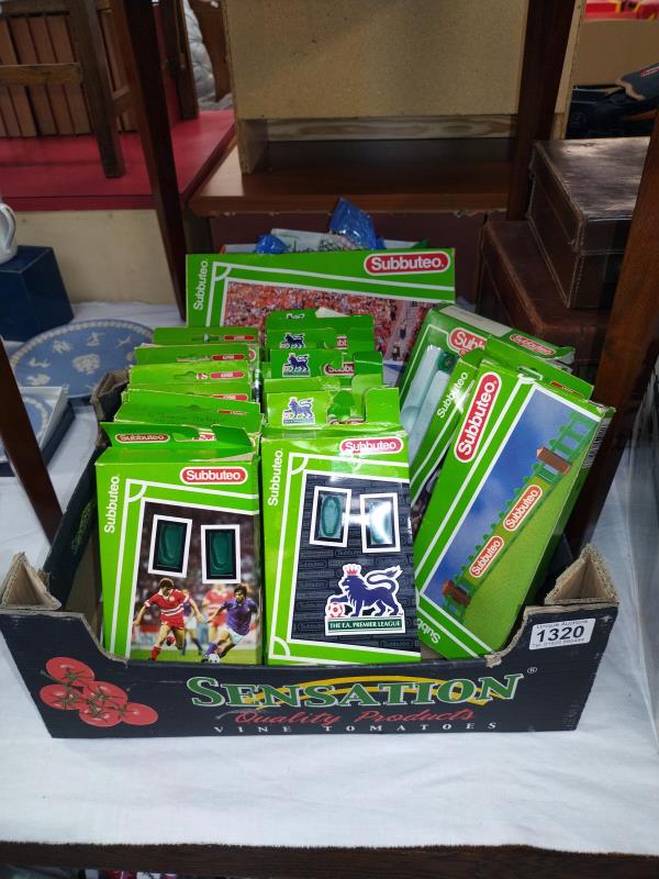 A good selection of vintage Subbuteo teams etc. Completeness unknown.