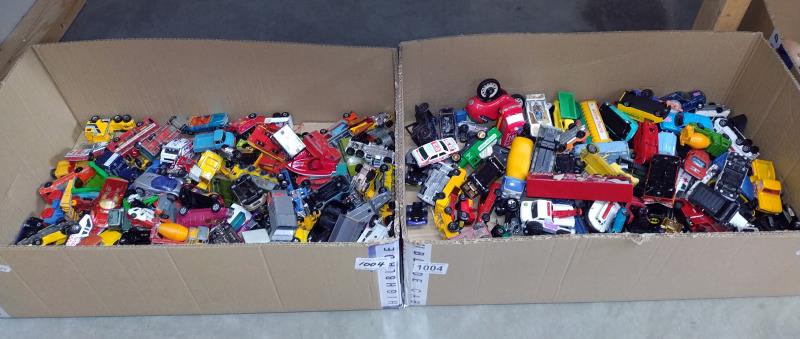 2 large boxes of mixed die cast including Matchbox & Hot Wheels etc.