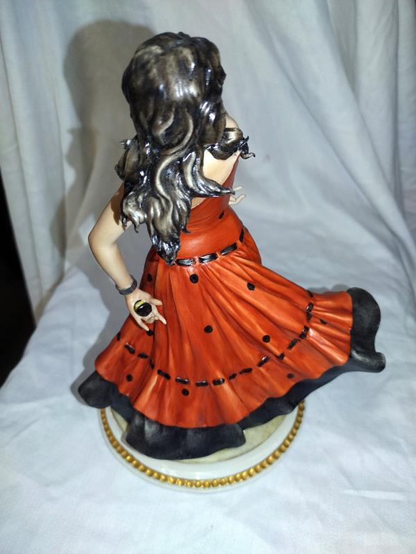 A Capodimonte figurine of a Flamenco dancer. - Image 2 of 3